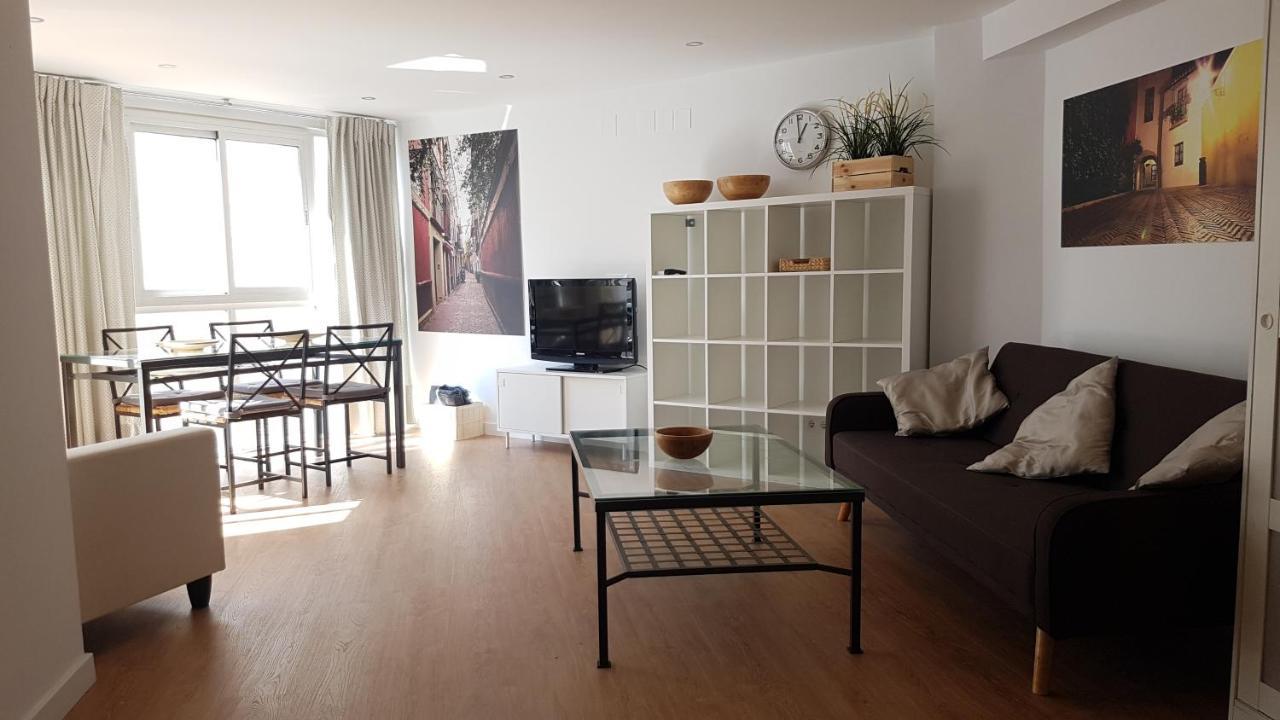 Apartment Plaza Del Salvador Севиля Екстериор снимка